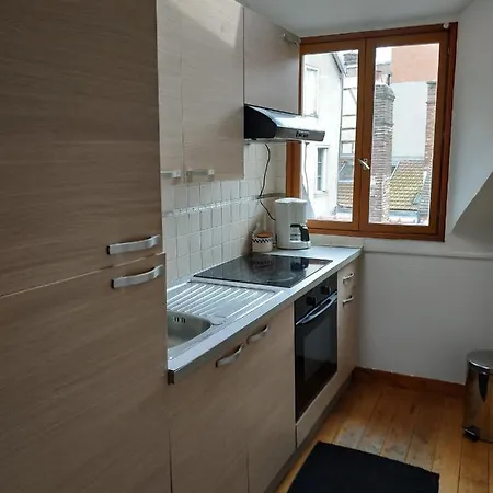 Apartamento F2 A La Nuitee Troyes